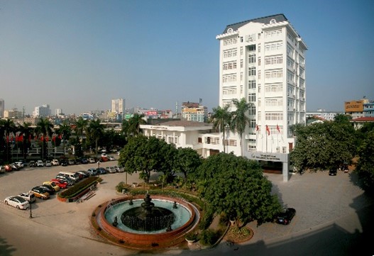 Nhà học và làm việc Khoa quản trị kinh doanh- Đại học Quốc gia Hà Nội.